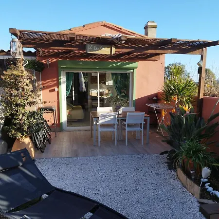 Le Petit Atelier Holiday home *
